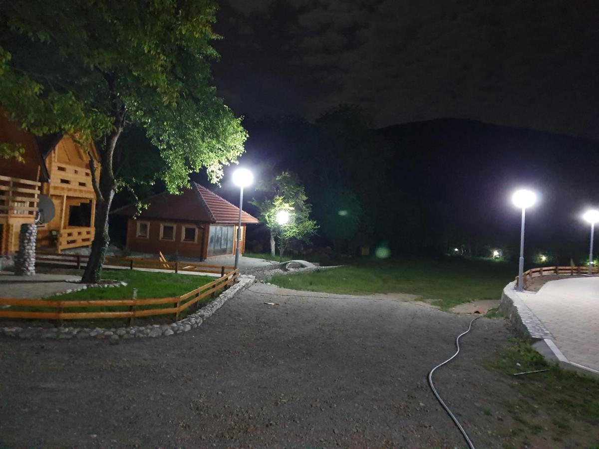 Vodopad Lisine Bed & Breakfast Strmosten Exterior foto
