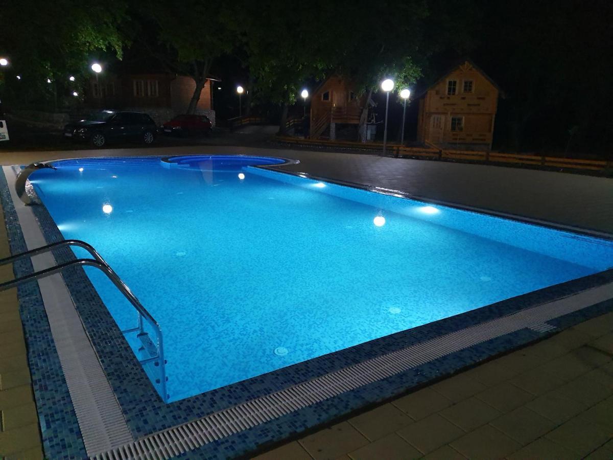 Vodopad Lisine Bed & Breakfast Strmosten Exterior foto