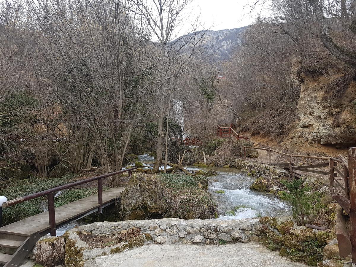 Vodopad Lisine Bed & Breakfast Strmosten Exterior foto